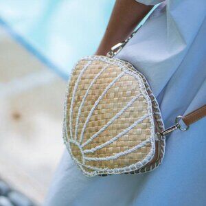 Misenka Shoulder Bag/Crossbody Bag: Clarence Clam Shell
